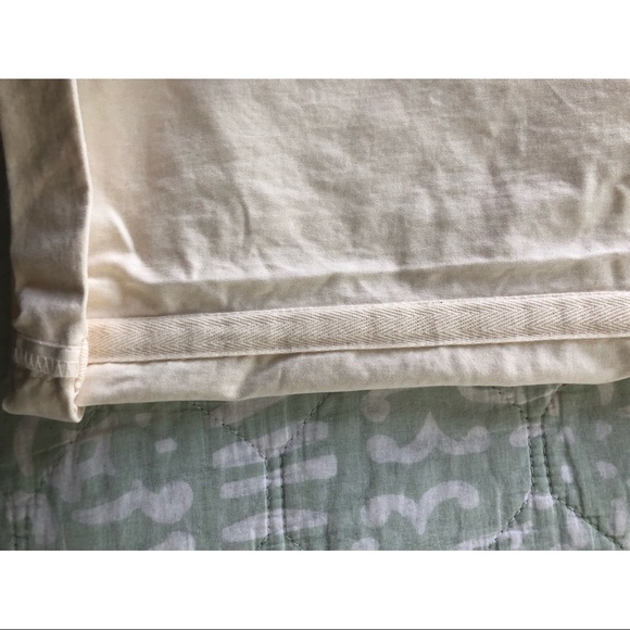 5/$25🚨LAST CHANCE🚨 GAP size 14 Khaki pants - Picture 3 of 5